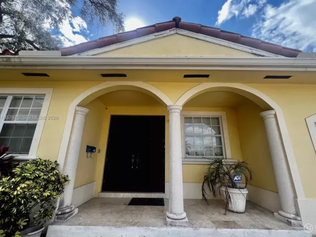 3-bedroom home for sale in Miami - 2301 SW 22nd Ave - MondialRealty
