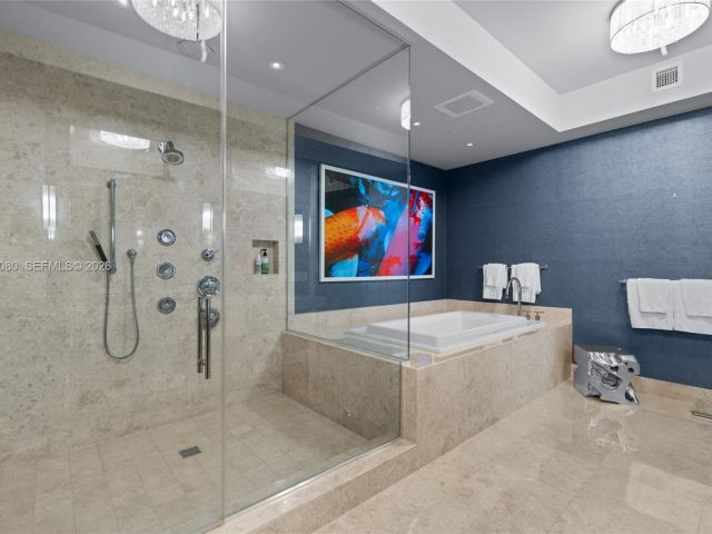 Apartment for rent  Unit #2515 - photo 7421374