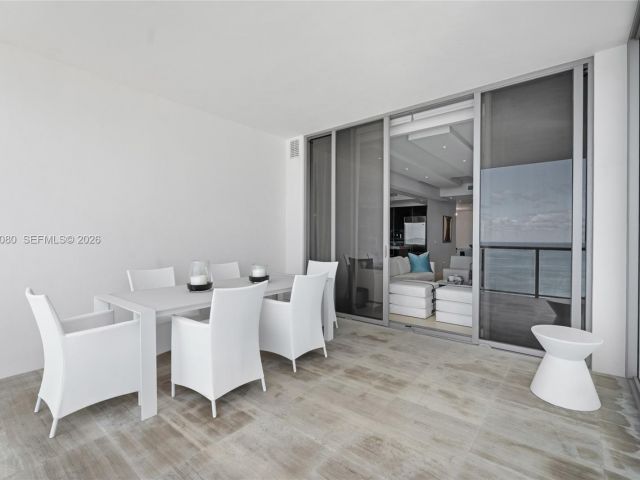 Apartment for rent  Unit #2515 - photo 7421379