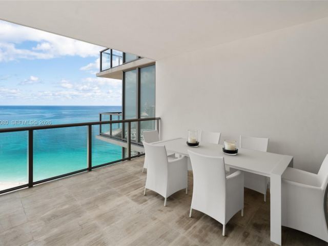 Apartment for rent  Unit #2515 - photo 7421380