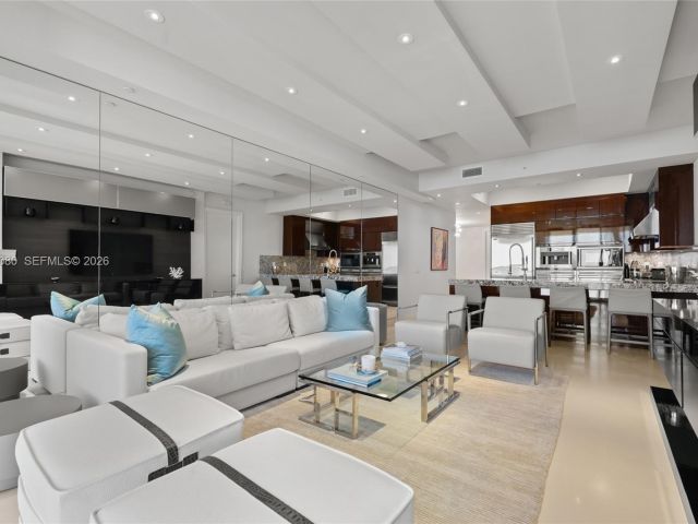 Apartment for rent  Unit #2515 - photo 7421386