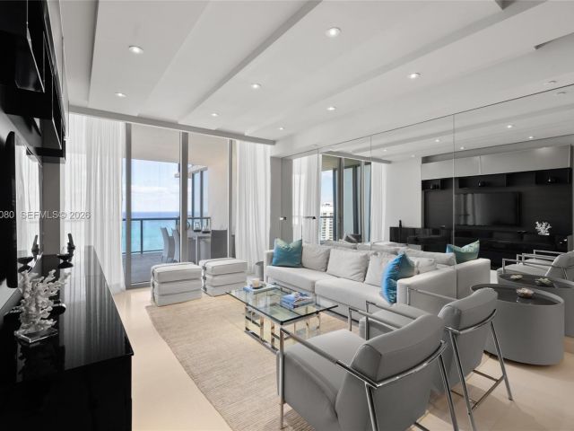 Apartment for rent  Unit #2515 - photo 7421387