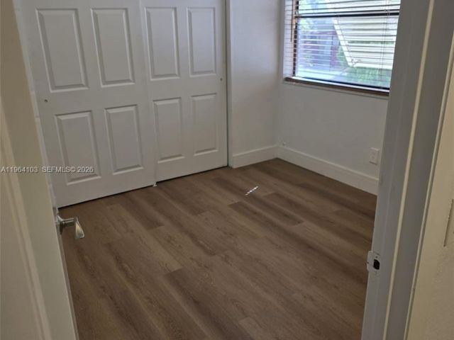 3-bedroom home for rent in Pembroke Pines - 10951 Cypress Rd 10951 - MondialRealty