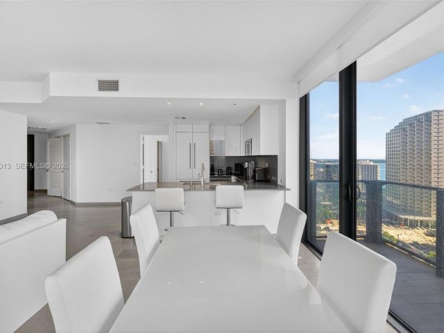 Apartment for sale  Unit #1702 - photo 7509243