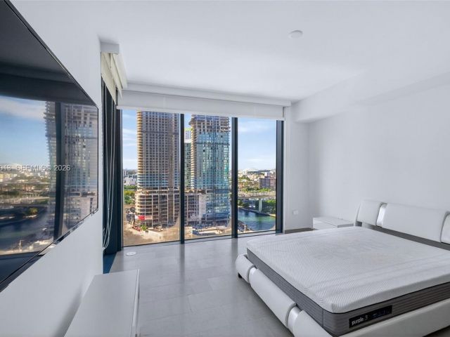 Apartment for sale  Unit #1702 - photo 7509247