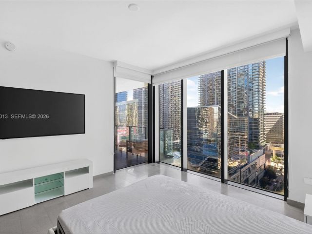 Apartment for sale  Unit #1702 - photo 7509248