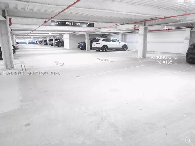 2-bedroom condo for sale in Miami - 68 SE 6th St 1702 - MondialRealty