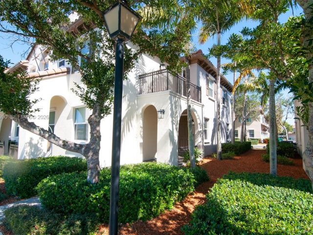 Home for rent at 4357 Cascada Cir 4357 - photo 7451018