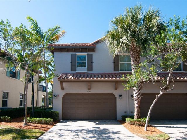 Home for rent at 4357 Cascada Cir 4357 - photo 7451021