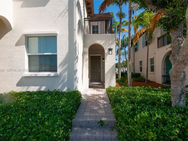 Home for rent at 4357 Cascada Cir 4357 - photo 7451023