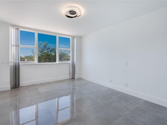 Apartment for sale  Unit #310 - photo 7418868