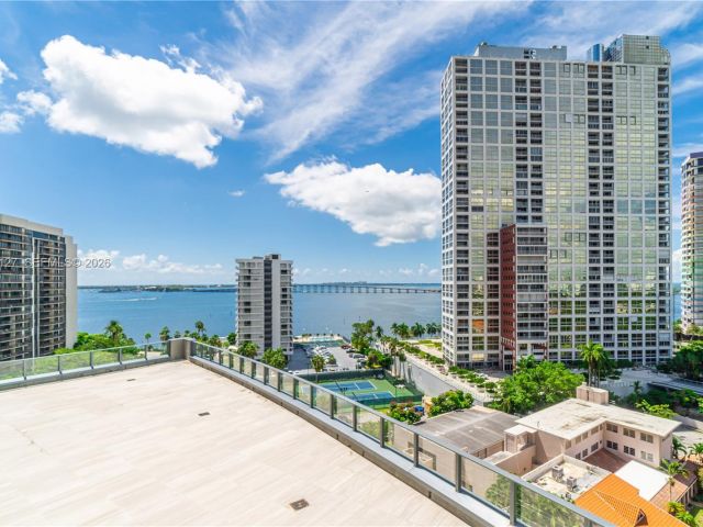 Apartment for sale  Unit #1004 - photo 7422137