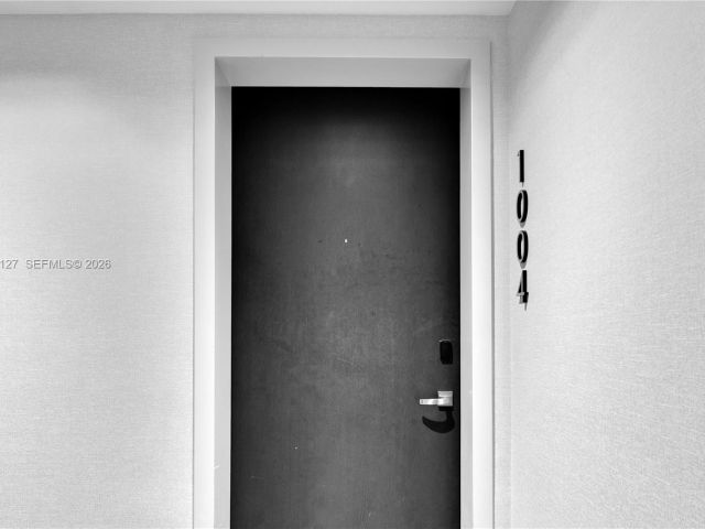 Apartment for sale  Unit #1004 - photo 7422139