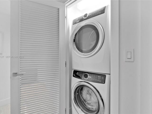 Apartment for sale  Unit #1004 - photo 7422141