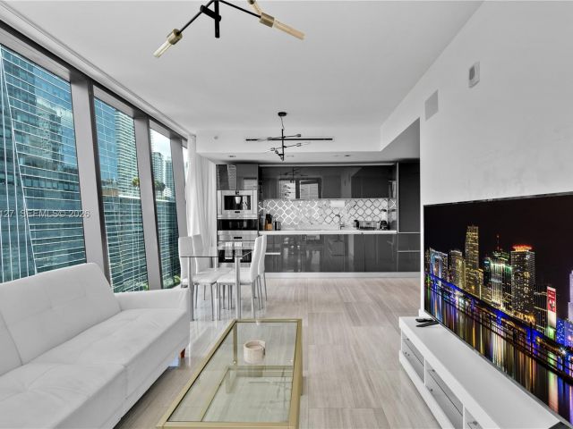 Apartment for sale  Unit #1004 - photo 7422149