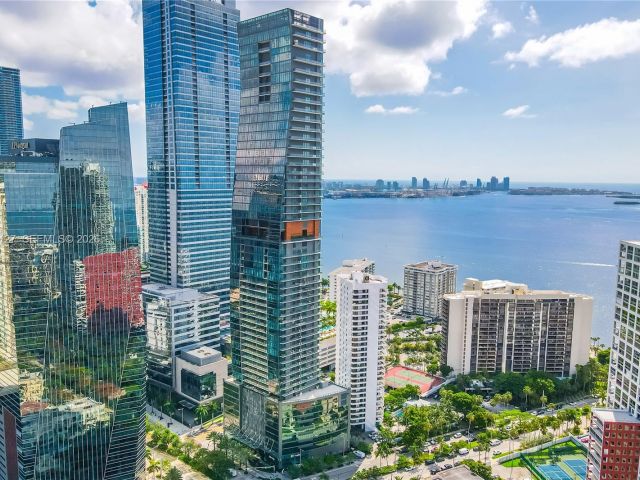 Apartment for sale  Unit #1004 - photo 7422155