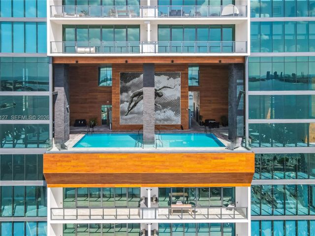 Apartment for sale  Unit #1004 - photo 7422156