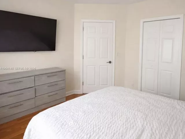 4-bedroom home for rent in Doral - 5724 NW 112th Pl 5724 - MondialRealty