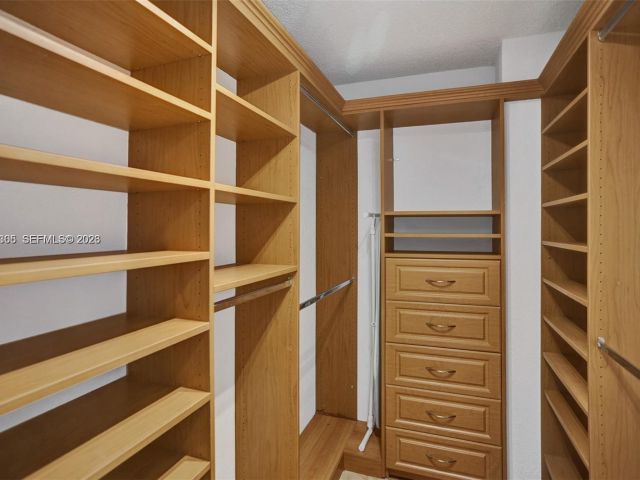 1-bedroom condo for rent in Hollywood - 2501 S Ocean Dr 631 ANNUAL RENT - MondialRealty