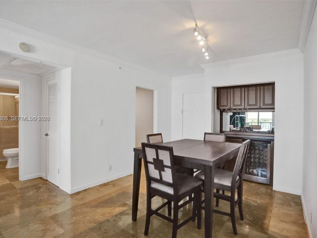 1-bedroom condo for rent in Hollywood - 2501 S Ocean Dr 631 ANNUAL RENT - MondialRealty