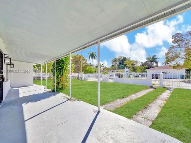 2-bedroom home for rent in Miami - 1393 NW 102nd St 1393 - MondialRealty