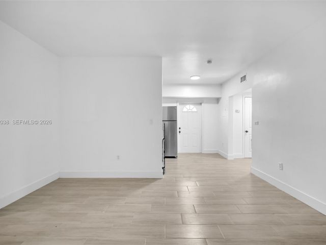 2-bedroom home for rent in Miami - 1393 NW 102nd St 1393 - MondialRealty