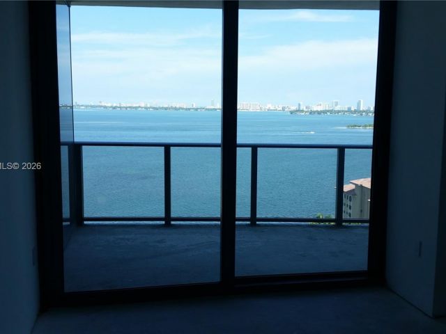 Apartment for sale  Unit #1602 - photo 7426139