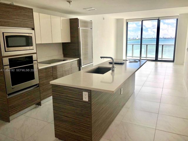 Apartment for sale  Unit #1602 - photo 7426146