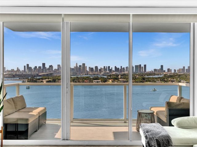 Apartment for rent  Unit #1605 - photo 7421608