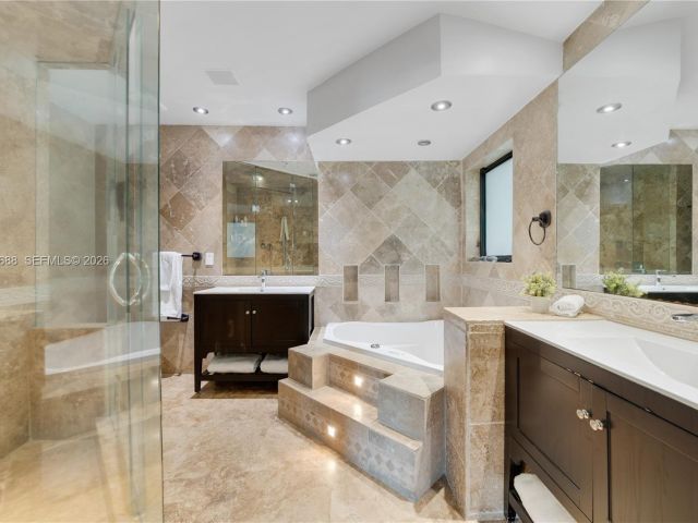 Home for sale at 744 Lakeview Dr - photo 7468970