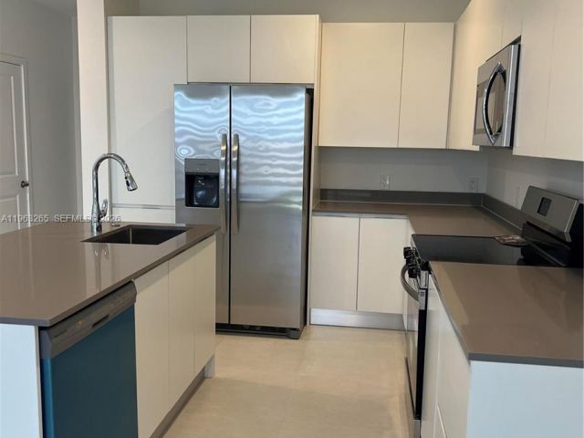 4-bedroom home for rent in Homestead - 34531 SW 191 Ave 0 - MondialRealty