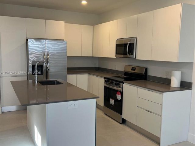 4-bedroom home for rent in Homestead - 34531 SW 191 Ave 0 - MondialRealty