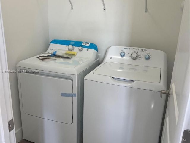 4-bedroom home for rent in Homestead - 34531 SW 191 Ave 0 - MondialRealty