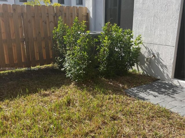 4-bedroom home for rent in Homestead - 34531 SW 191 Ave 0 - MondialRealty