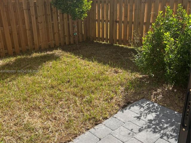 4-bedroom home for rent in Homestead - 34531 SW 191 Ave 0 - MondialRealty