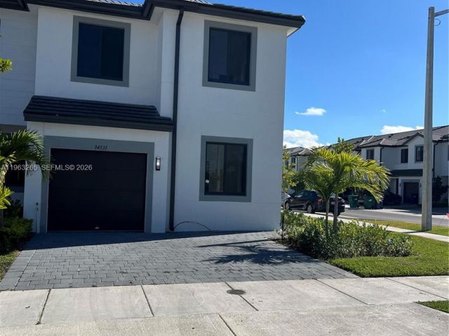 4-bedroom home for rent in Homestead - 34531 SW 191 Ave 0 - MondialRealty