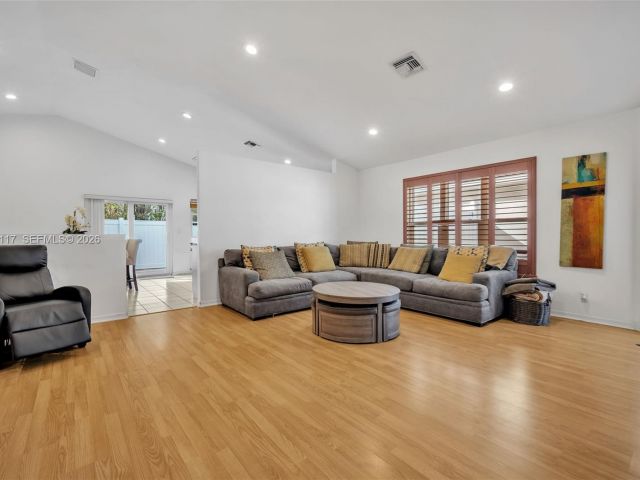 Home for sale at 10337 Coventry Ct - photo 7434274