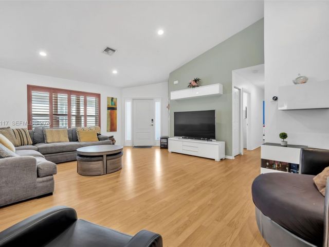 Home for sale at 10337 Coventry Ct - photo 7434278