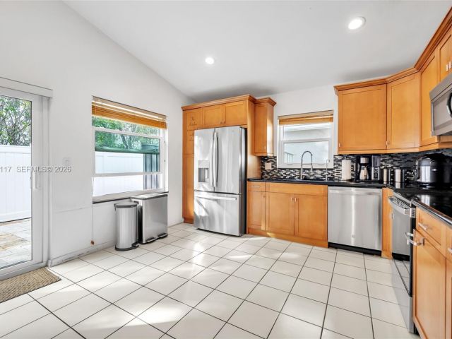 Home for sale at 10337 Coventry Ct - photo 7434280