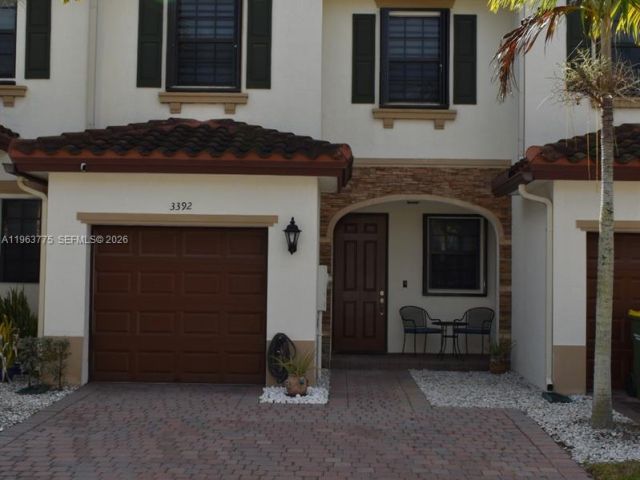 3-bedroom home for rent in Homestead - 3392 SE 1st St - MondialRealty