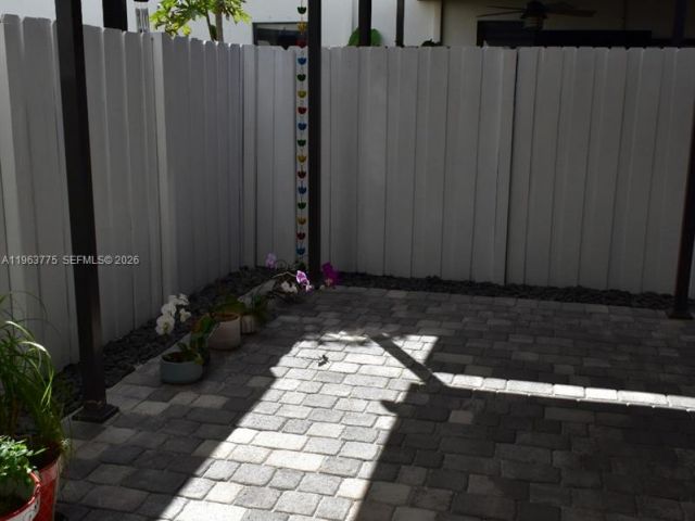 3-bedroom home for rent in Homestead - 3392 SE 1st St - MondialRealty