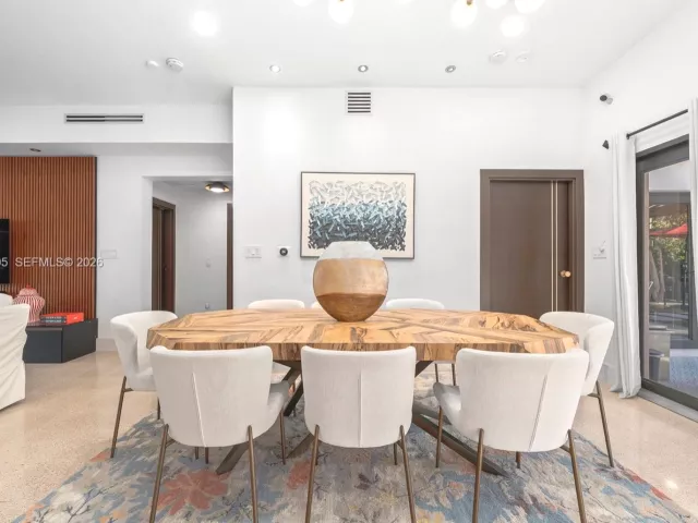 3-bedroom home for rent in Miami Beach - 8030 Noremac Ave N/A - MondialRealty