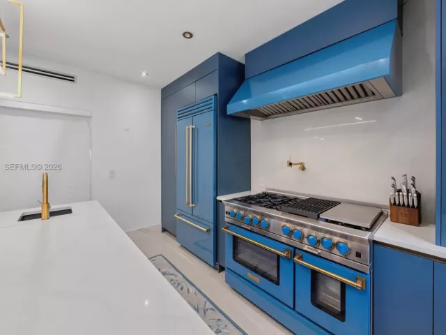 3-bedroom home for rent in Miami Beach - 8030 Noremac Ave N/A - MondialRealty