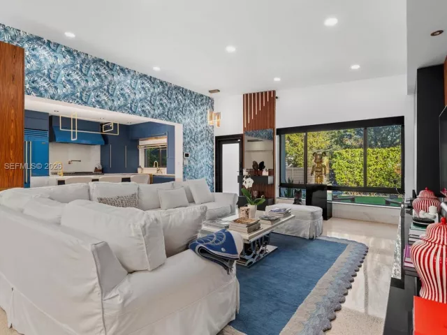 3-bedroom home for rent in Miami Beach - 8030 Noremac Ave N/A - MondialRealty