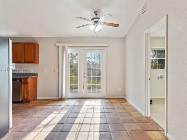 3-bedroom home for sale in West Palm Beach - 13010 60th St N - MondialRealty