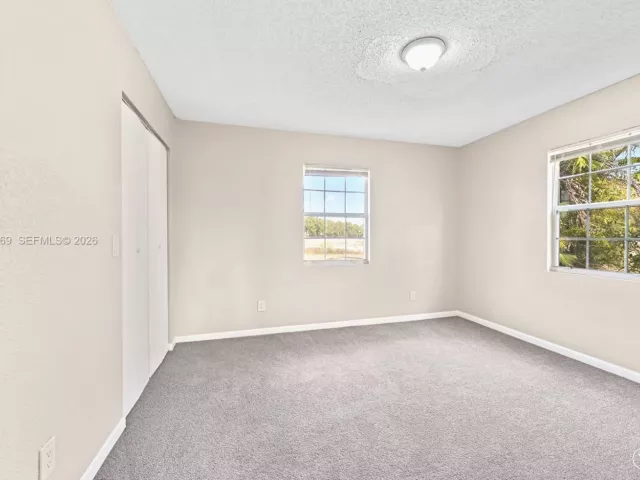 3-bedroom home for sale in West Palm Beach - 13010 60th St N - MondialRealty