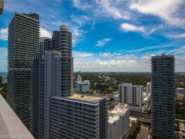 Apartment for rent  Unit #3205 - photo 7453698