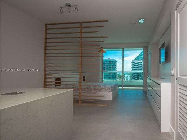 Apartment for rent  Unit #3205 - photo 7453707