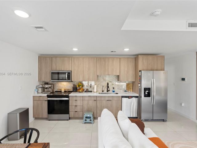 4-bedroom home for rent in Homestead - 14595 SW 261st St 14595 - MondialRealty