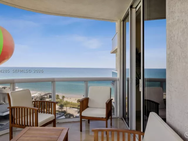 2-bedroom condo for rent in Hallandale Beach - 1800 S Ocean Dr 1010 - MondialRealty